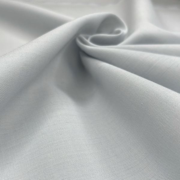 Feinserge Baumwollmischung, blassblau Kette weiß – Bild 2